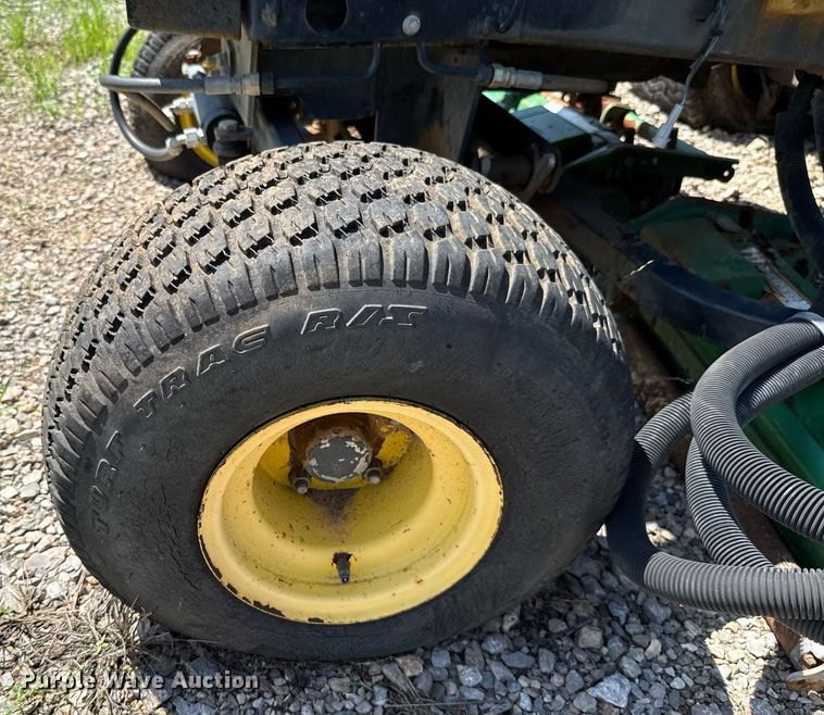 image for item EJ4728 John Deere 3215A reel mower