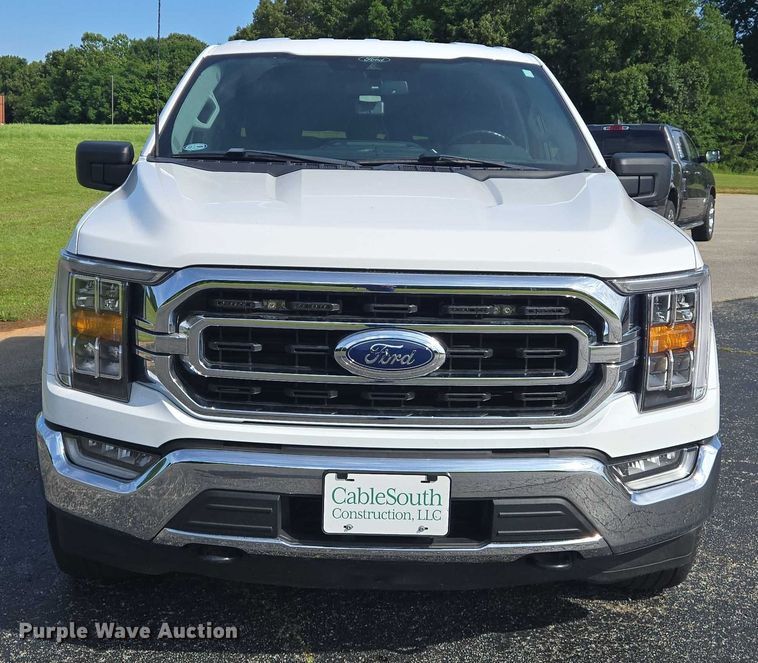 image for item EJ7568 2022 Ford F150 XLT SuperCrew pickup truck