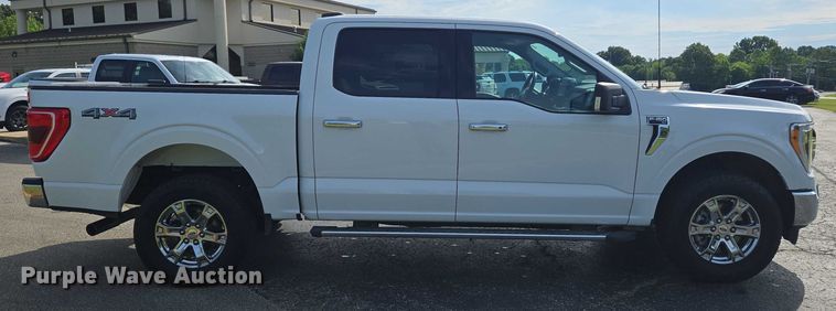 image for item EJ7568 2022 Ford F150 XLT SuperCrew pickup truck