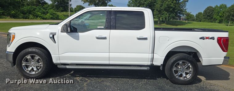 image for item EJ7568 2022 Ford F150 XLT SuperCrew pickup truck