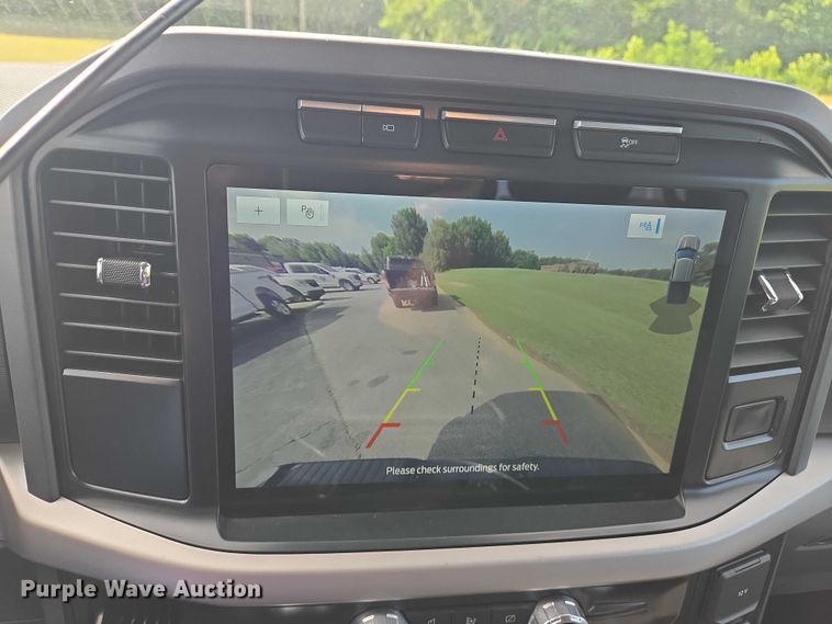 image for item EJ7568 2022 Ford F150 XLT SuperCrew pickup truck