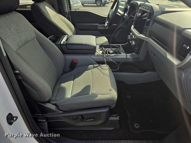 image for item EJ7568 2022 Ford F150 XLT SuperCrew pickup truck