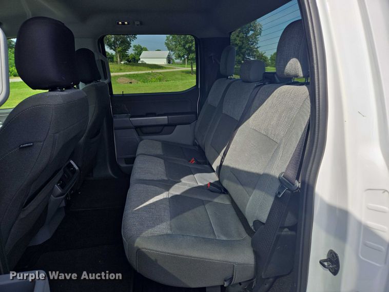 image for item EJ7568 2022 Ford F150 XLT SuperCrew pickup truck