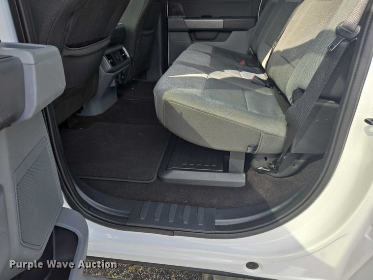 image for item EJ7568 2022 Ford F150 XLT SuperCrew pickup truck