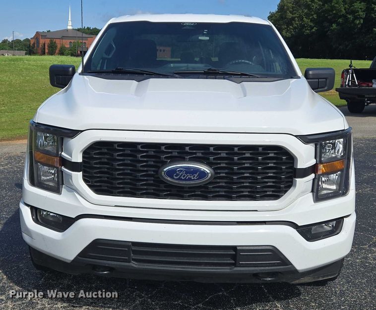 image for item EJ7569 2023 Ford F150 STX SuperCrew pickup truck