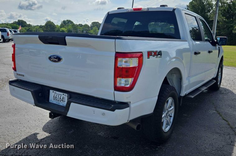 image for item EJ7569 2023 Ford F150 STX SuperCrew pickup truck