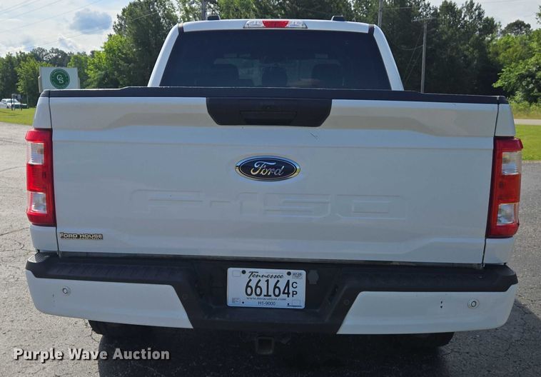 image for item EJ7569 2023 Ford F150 STX SuperCrew pickup truck