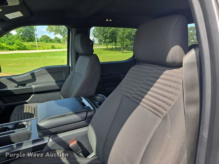 image for item EJ7569 2023 Ford F150 STX SuperCrew pickup truck