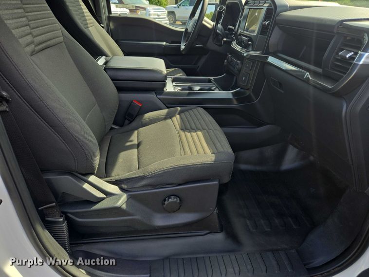 image for item EJ7569 2023 Ford F150 STX SuperCrew pickup truck