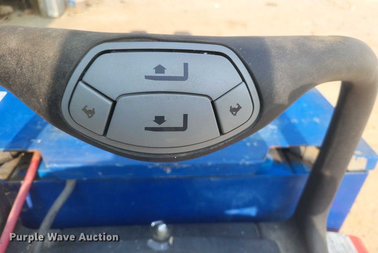 image for item EJ7575 Raymond 840-FRE60L pallet jack