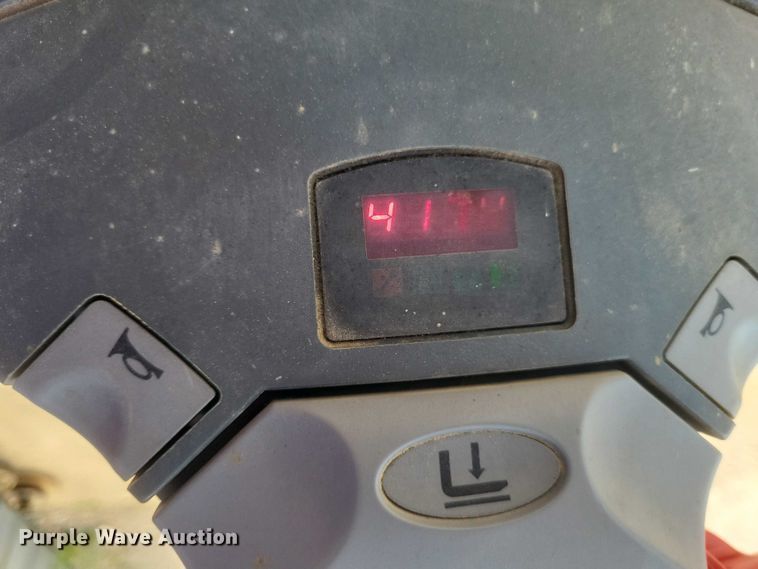 image for item EJ7575 Raymond 840-FRE60L pallet jack