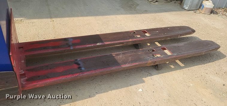 image for item EJ7575 Raymond 840-FRE60L pallet jack