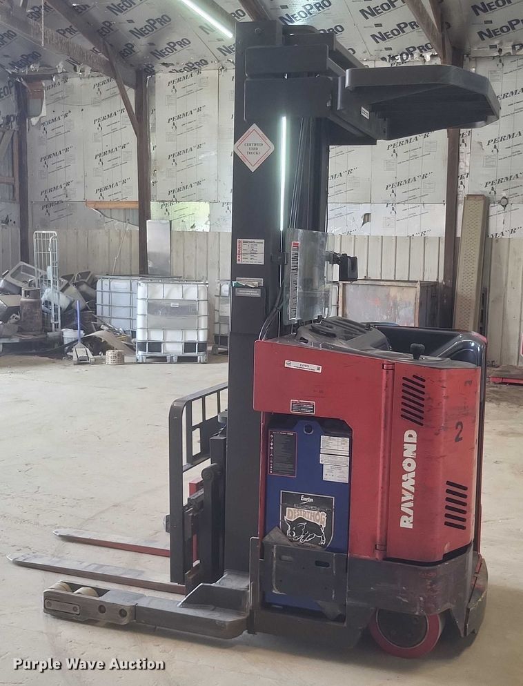 image for item EJ7576 Raymond EASI order picker