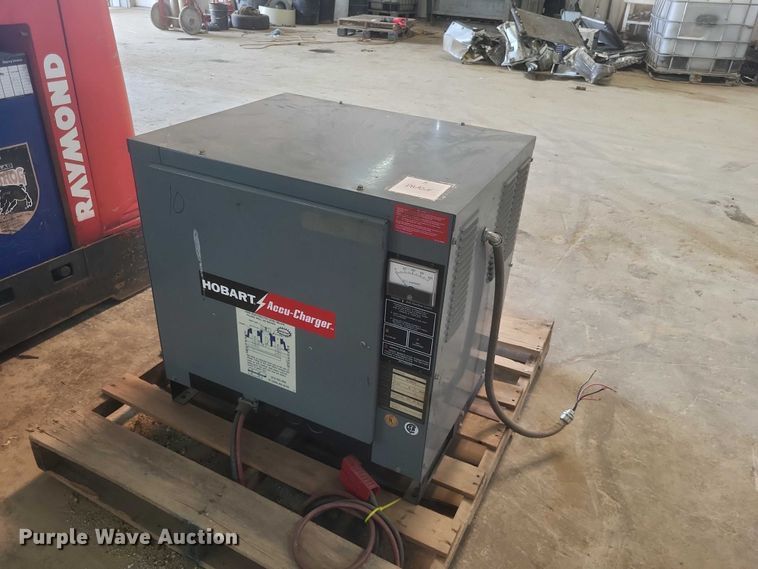 image for item EJ7576 Raymond EASI order picker