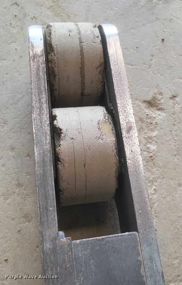 image for item EJ7576 Raymond EASI order picker