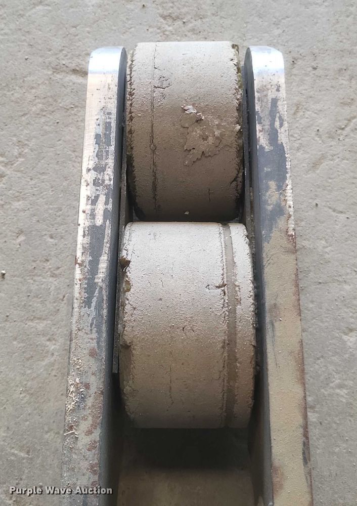 image for item EJ7576 Raymond EASI order picker