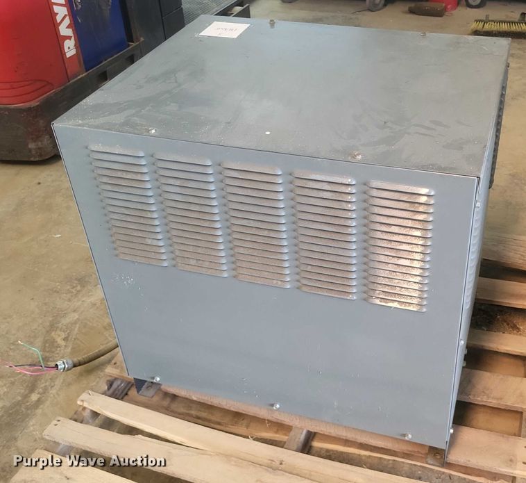 image for item EJ7576 Raymond EASI order picker