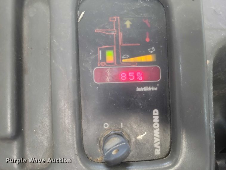 image for item EJ7576 Raymond EASI order picker