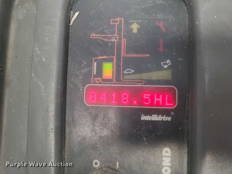 image for item EJ7576 Raymond EASI order picker