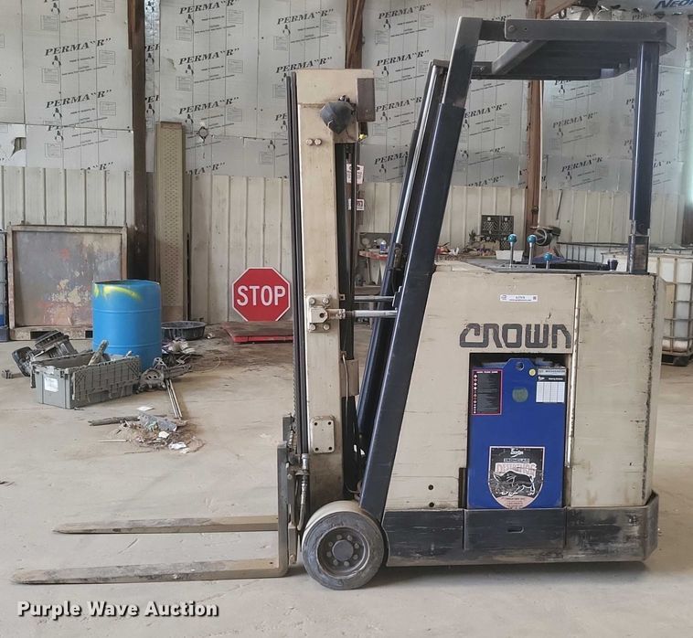 image for item EJ7578 Crown 30RCTT order picker