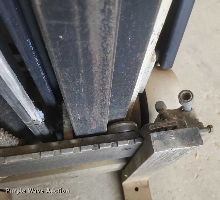 image for item EJ7578 Crown 30RCTT order picker