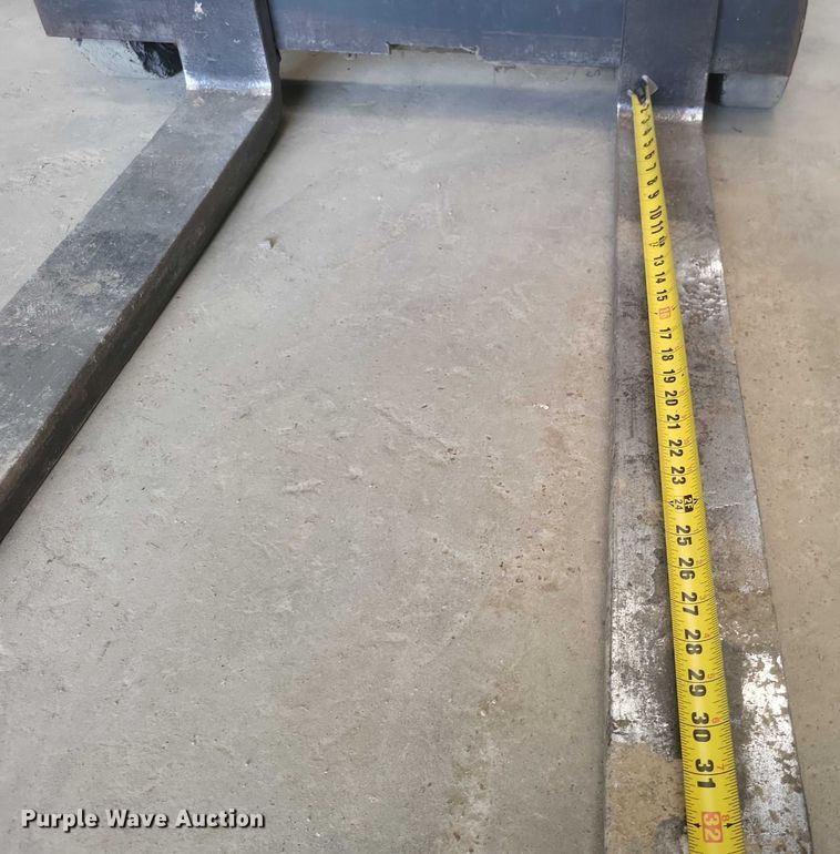 image for item EJ7579 Crown 25WBTF pallet stacker