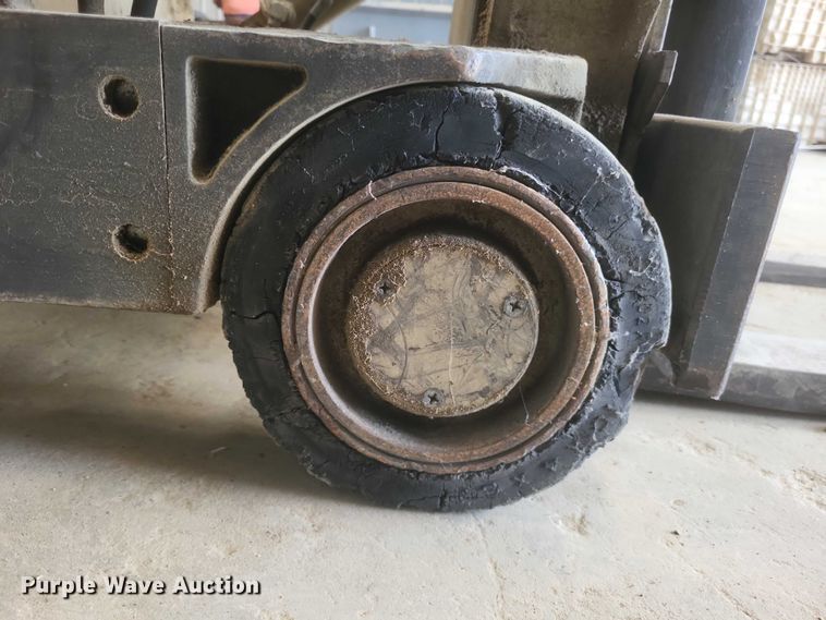 image for item EJ7579 Crown 25WBTF pallet stacker