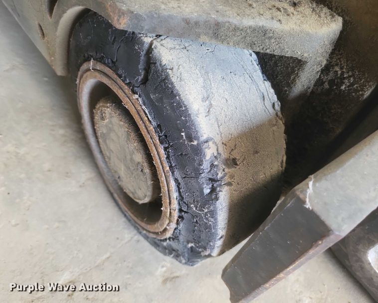 image for item EJ7579 Crown 25WBTF pallet stacker