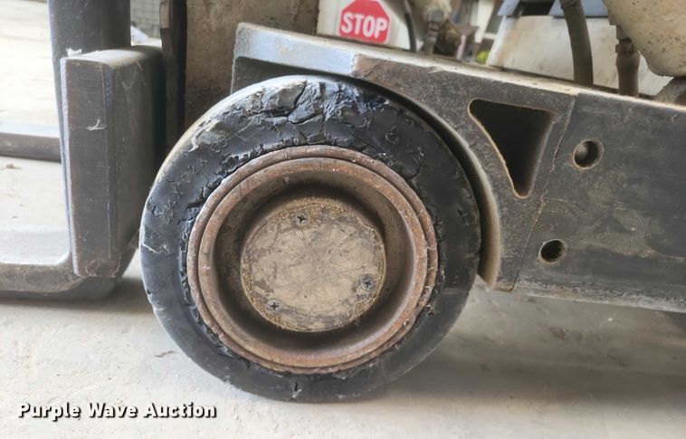 image for item EJ7579 Crown 25WBTF pallet stacker