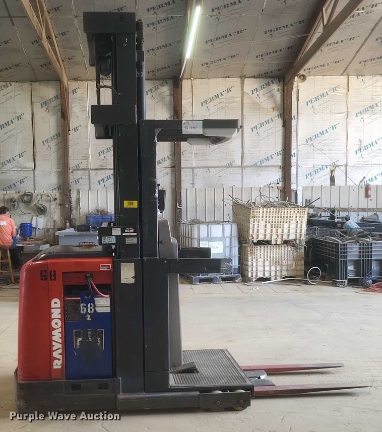 image for item EJ7581 Raymond  EASI-OPC30TT order picker