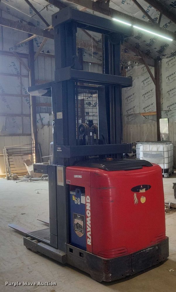 image for item EJ7581 Raymond  EASI-OPC30TT order picker