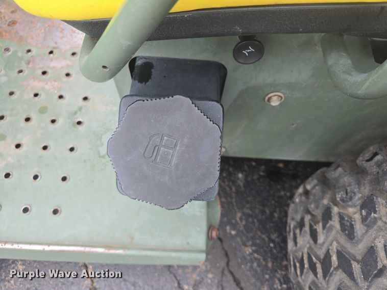 image for item EK5271 2001 John Deere Trail Gator utility vehicle