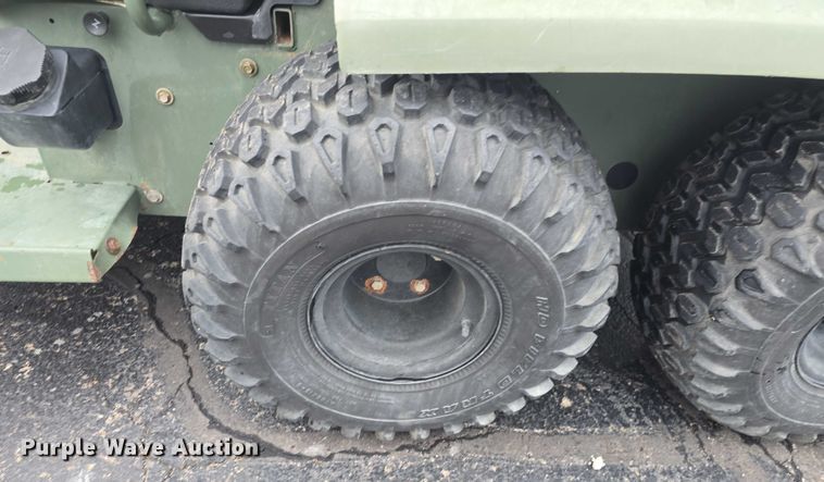 image for item EK5271 2001 John Deere Trail Gator utility vehicle