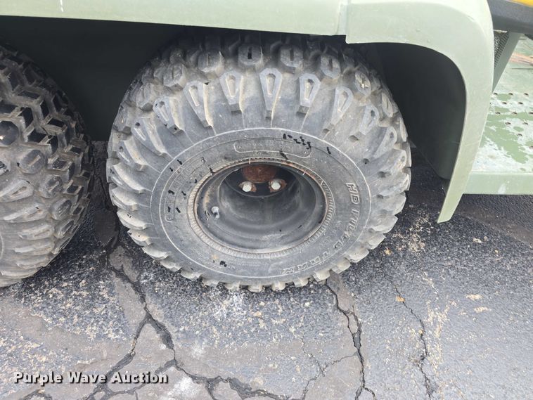 image for item EK5271 2001 John Deere Trail Gator utility vehicle