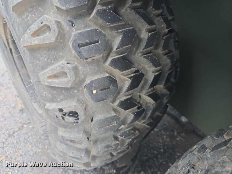 image for item EK5271 2001 John Deere Trail Gator utility vehicle