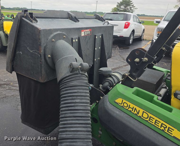 image for item EK5272 2008 John Deere  Z840A ZTR lawn mower