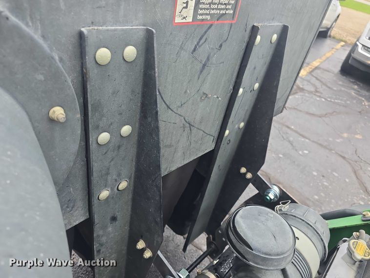 image for item EK5272 2008 John Deere  Z840A ZTR lawn mower