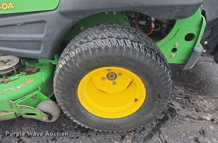 image for item EK5272 2008 John Deere  Z840A ZTR lawn mower