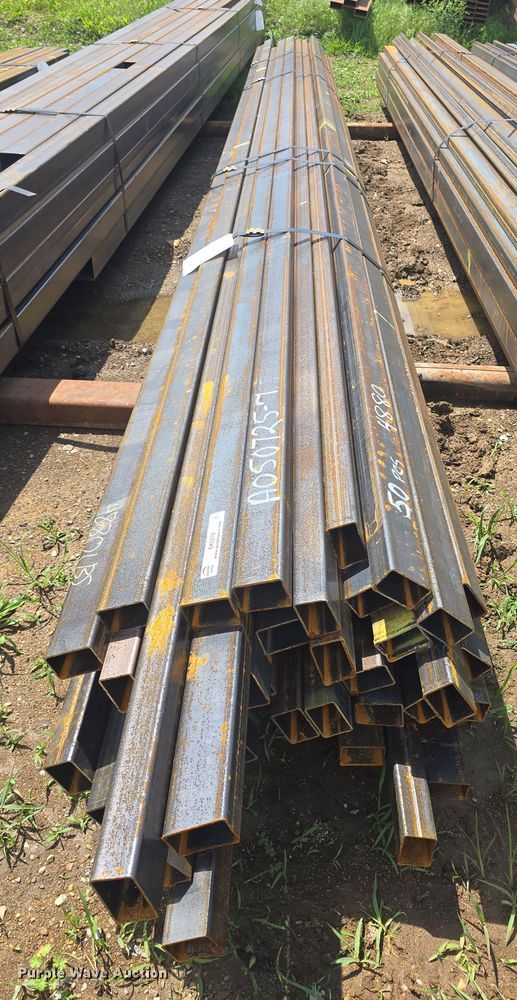 (50) rectangular tubing in Hoyt, KS | Item EK5278 sold | Purple Wave