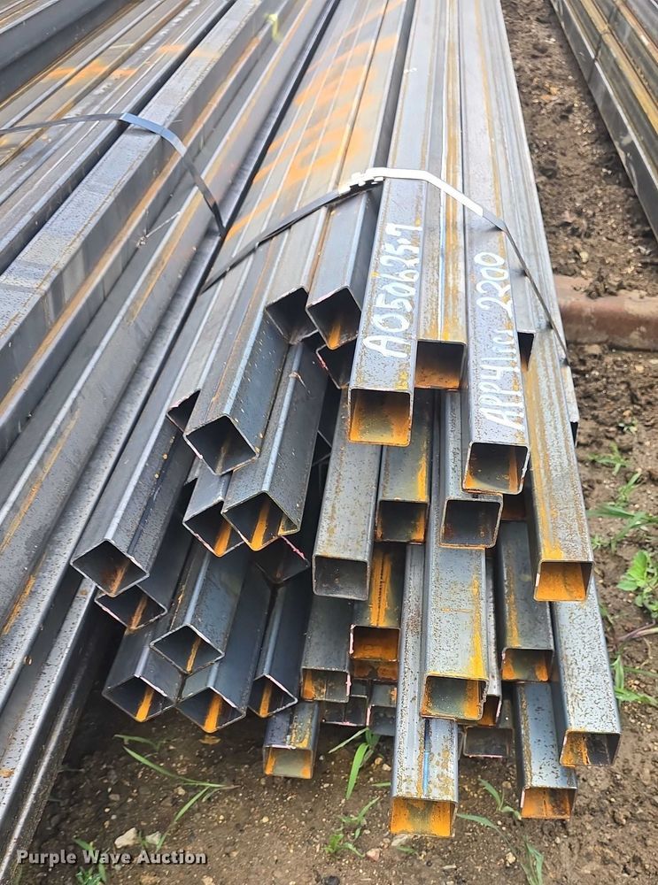 image for item EK5283 (41) square tubing