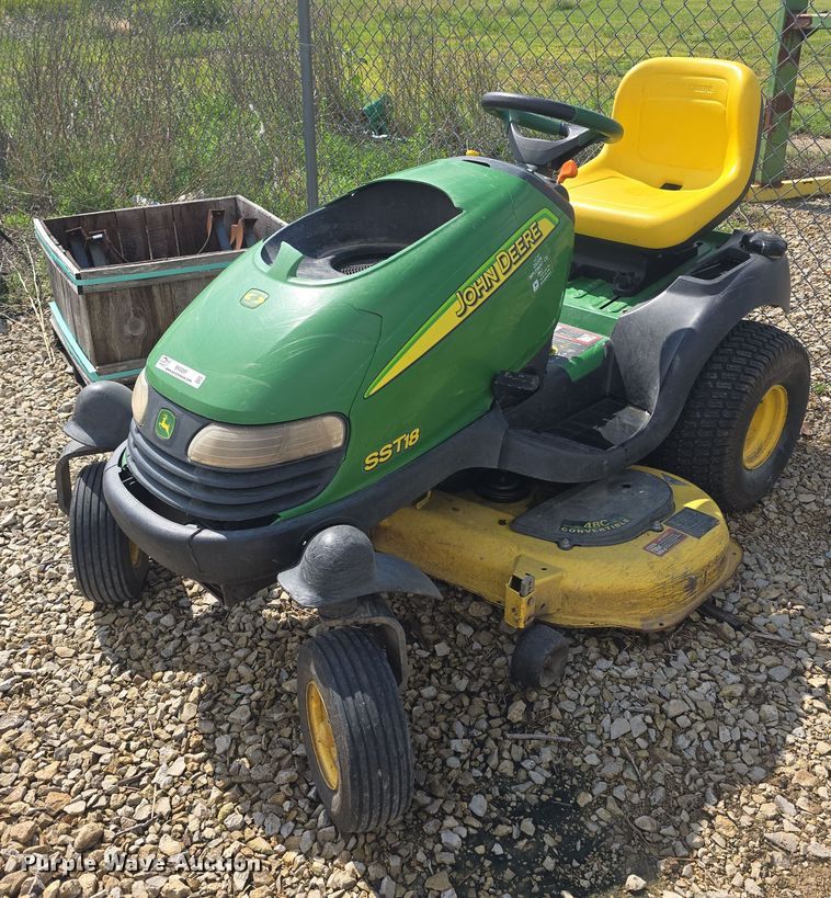 image for item EK5297 2001 John Deere SST18 ZTR lawn mower