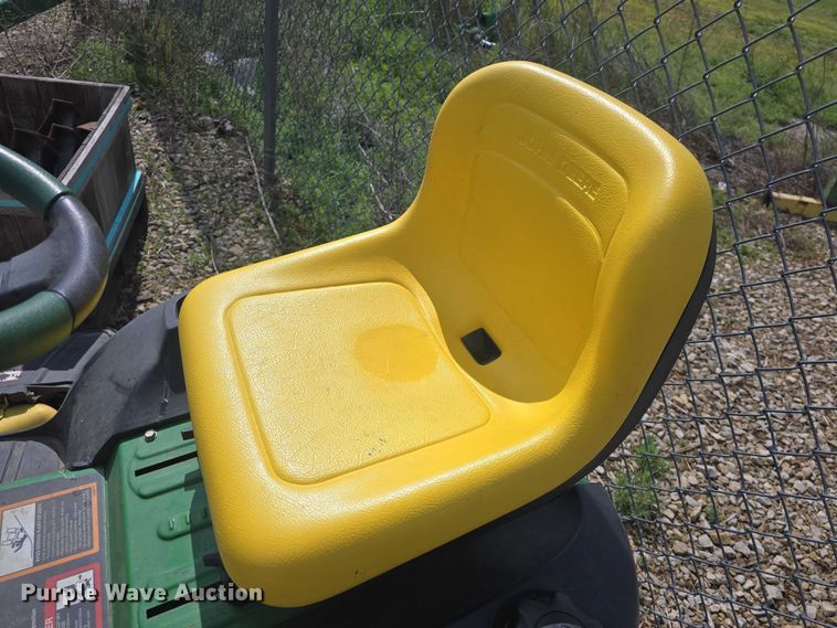 image for item EK5297 2001 John Deere SST18 ZTR lawn mower