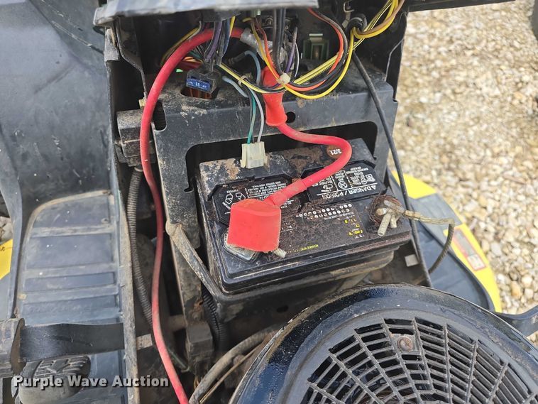 image for item EK5297 2001 John Deere SST18 ZTR lawn mower