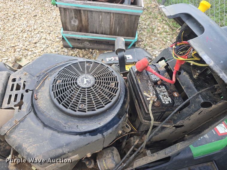 image for item EK5297 2001 John Deere SST18 ZTR lawn mower