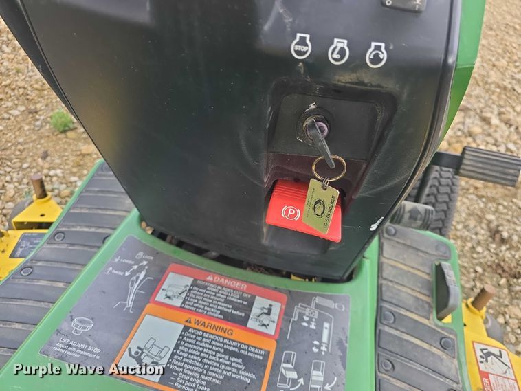 image for item EK5298 1993 John Deere LX188 lawn mower