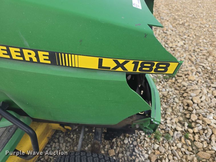image for item EK5298 1993 John Deere LX188 lawn mower