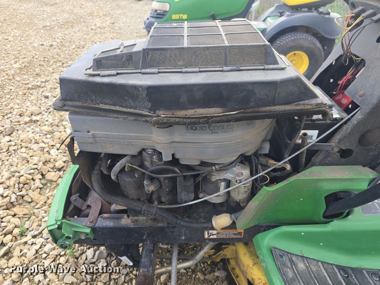 image for item EK5298 1993 John Deere LX188 lawn mower