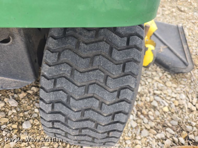 image for item EK5298 1993 John Deere LX188 lawn mower