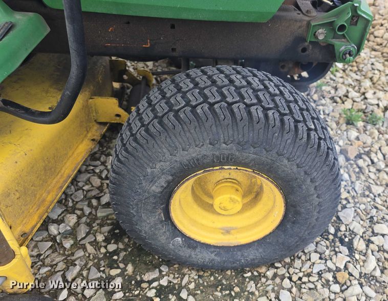 image for item EK5298 1993 John Deere LX188 lawn mower