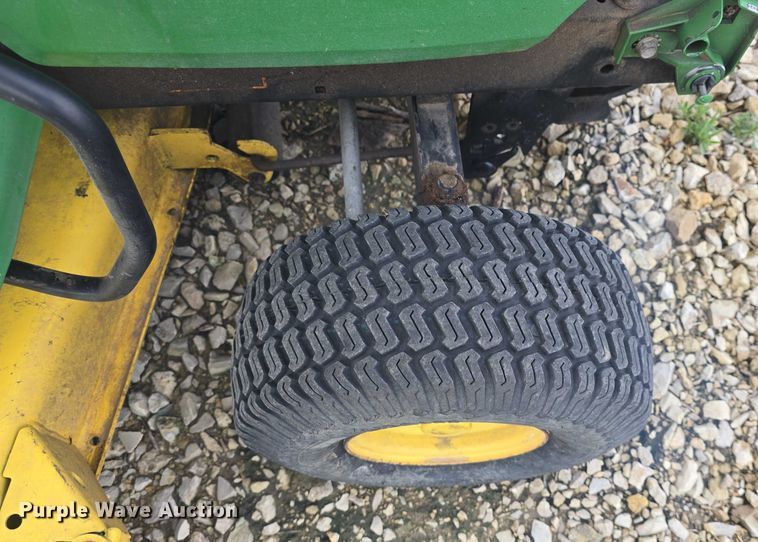 image for item EK5298 1993 John Deere LX188 lawn mower